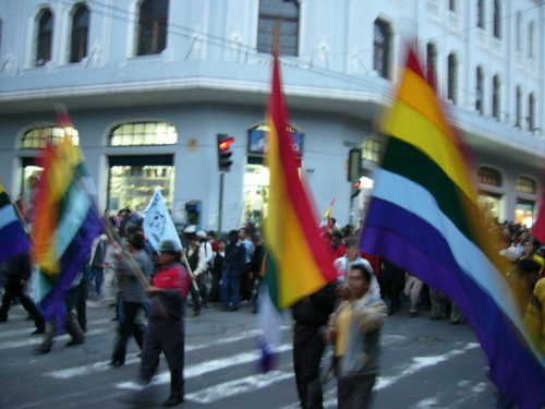 TLC'ye karsi protestolar eski Quito'yu salladi..