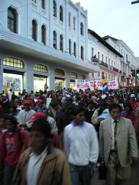 Guayaquil caddesinde protestolar...